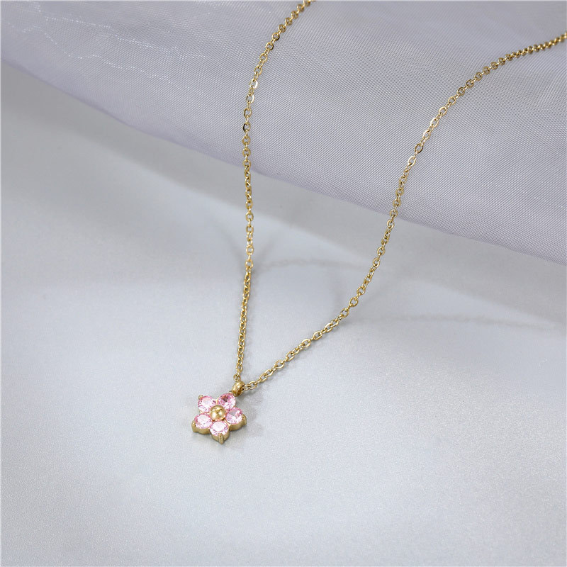 Dainty Gold Plated Diamond Flower Necklace Stainless Steel Chain Cz Flower Shape Pendant Adjustable Necklace