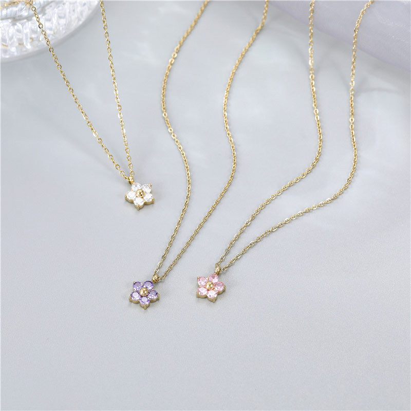 Dainty Gold Plated Diamond Flower Necklace Stainless Steel Chain Cz Flower Shape Pendant Adjustable Necklace