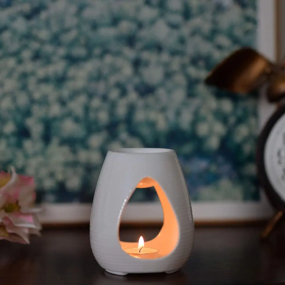 Hot Sale Popular Fragrance Warmer Ceramic CandleModern style personalized oil burner customized bulk oil burners pink small size