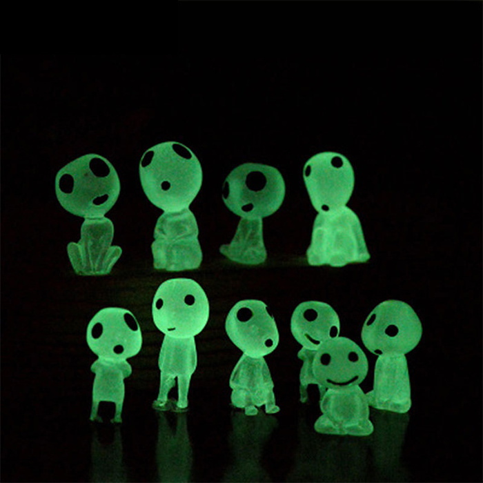 Wholesale Luminous Ghost Tree Elves Miniature Garden Gnome Glow in Dark Resin Fairy Garden Accessories for Micro Landscape Decor