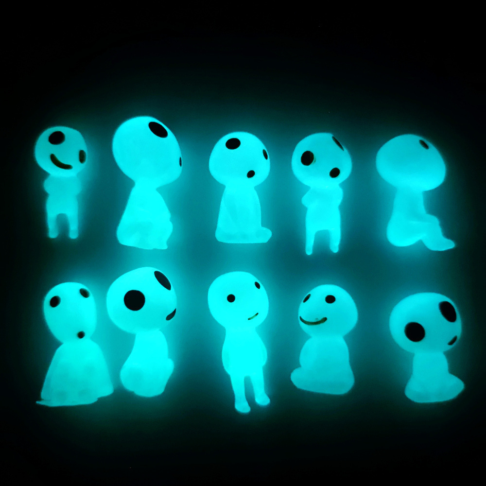 Wholesale Luminous Ghost Tree Elves Miniature Garden Gnome Glow in Dark Resin Fairy Garden Accessories for Micro Landscape Decor