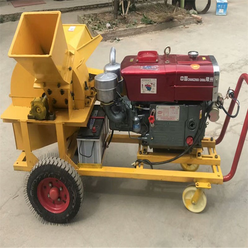 Tree branches crusher grinding machine mobile wood log sawdust making machine