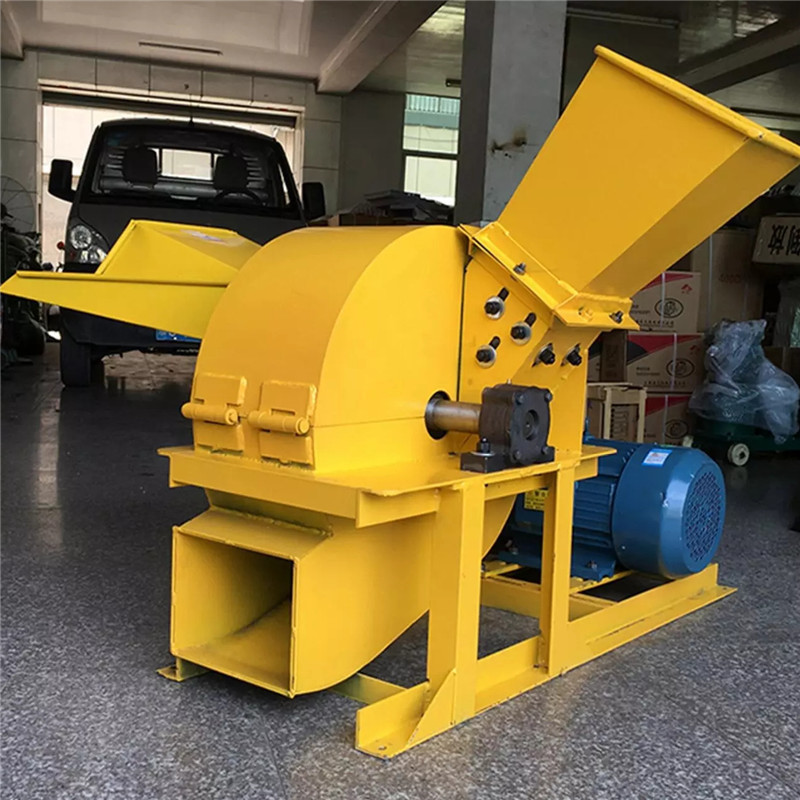 Tree branches crusher grinding machine mobile wood log sawdust making machine