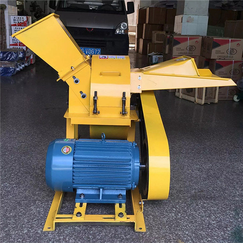 Tree branches crusher grinding machine mobile wood log sawdust making machine