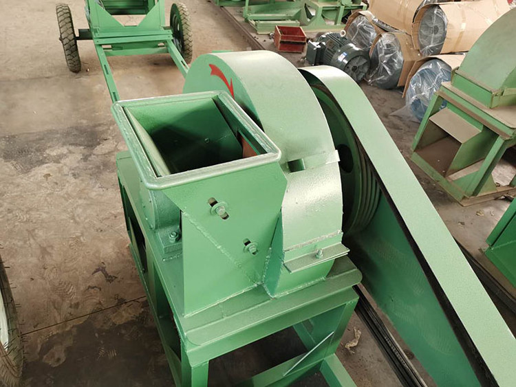 Cow/Pig/Horse/Sheep/Chicken Animals bedding Wood shavings making machine mill