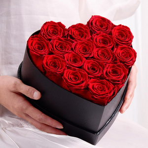 2024 Christmas Valentines Day Gift 16pcs Red Eternal Rose Box Preserved Rose in Heart Shaped Box Gifts for Mom Women