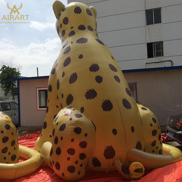 Custom giant inflatable leopard animal airblown tunnel jaguar