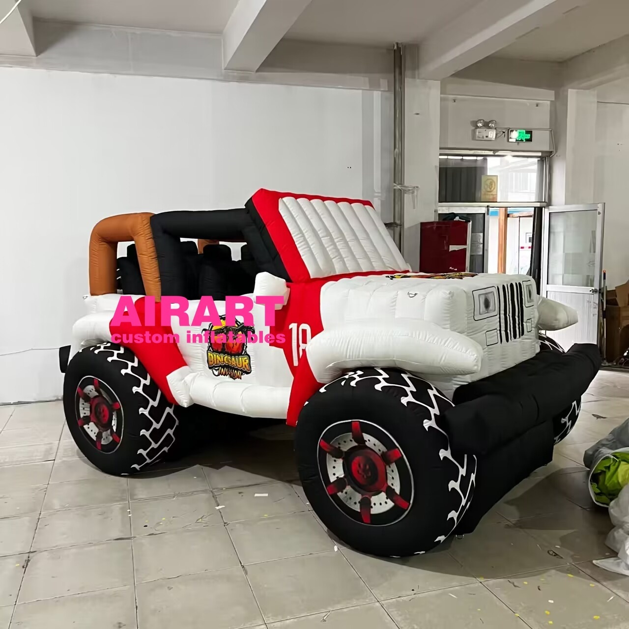 inflatable jeep car balloon for sale,giant inflatable off-road vehicle