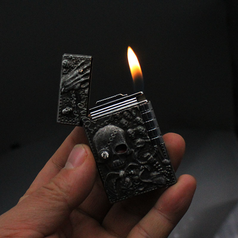 Wholesale Metal Side Ignition Grinding Wheel Lighter Creative Open Flame Inflatable Cigarette Lighter