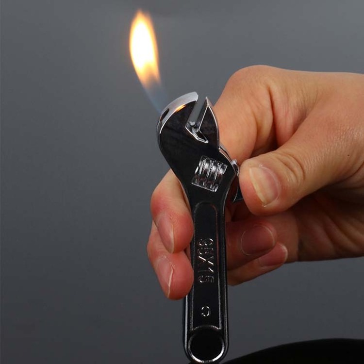 Hot gas lighter Smoking Cigarette Cigar Lighter empty gas for cigarette