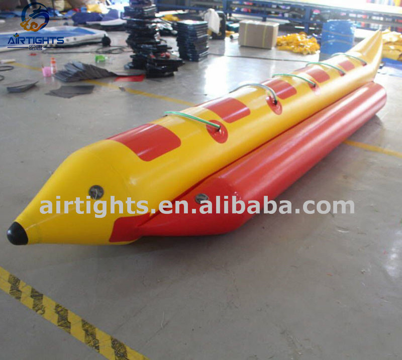 Best Sale Strong PVC Tarpaulin Towable Water Inflatable Flying Sea Banana Boat for 5 Passengers