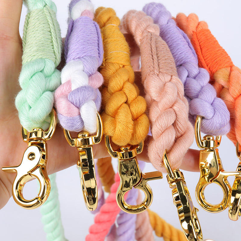 2023 Wholesale Pet supplies accessory Customized Colored Gradient Cotton Rope Handmade retractable lighter Dog Leash Pet Leash