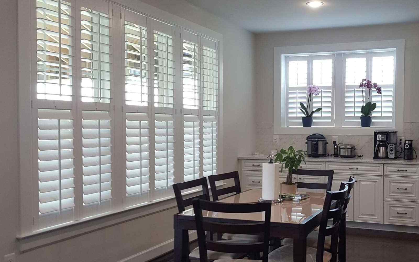 White 89mm Louvre wood PVC Window Plantation Shutters From China