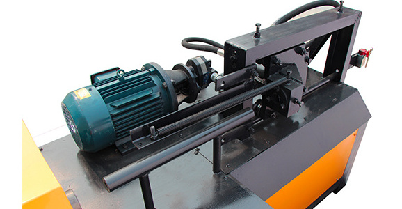 pipe straightening machine