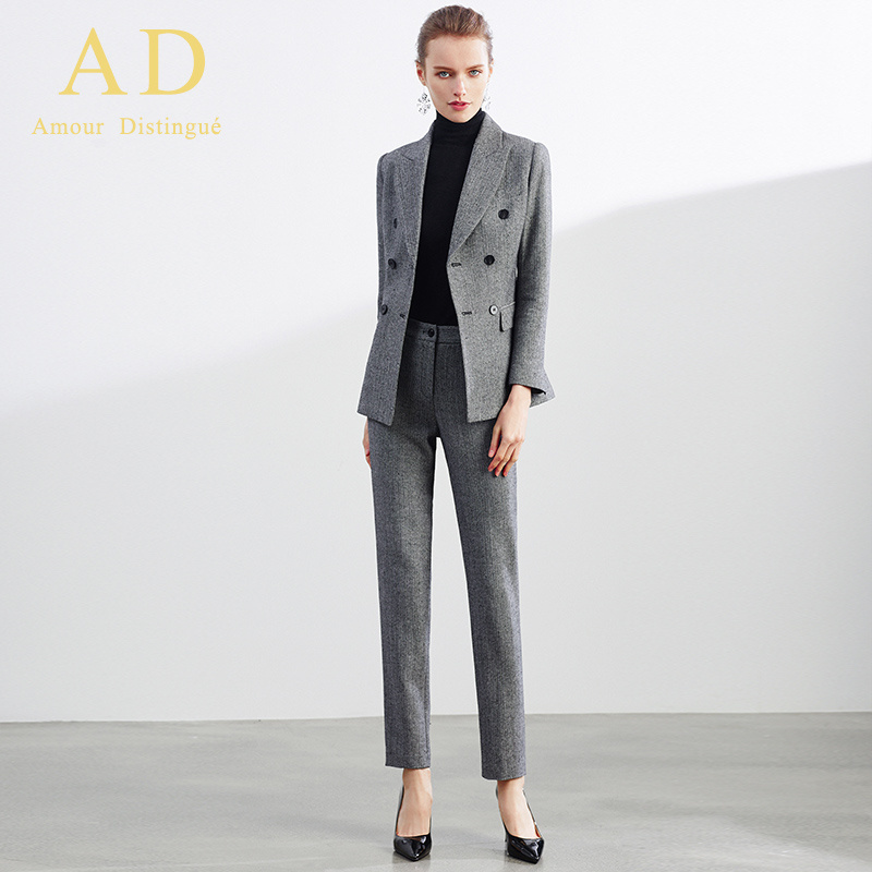 2022 High-quality Regular Business Suits OEM Custom Wool High Society Woman Regular Elegant Women Tuxedo