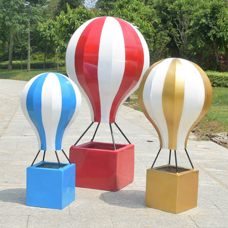 Wholesale custom home decor fiberglass Hot Air Balloon Sculpture Props for garden park decoration