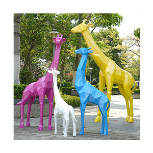 Factory price custom life size Animal Statues outdoor Decor Giraffe Creative Three Giraffe Statue Resin Giraffe Statue