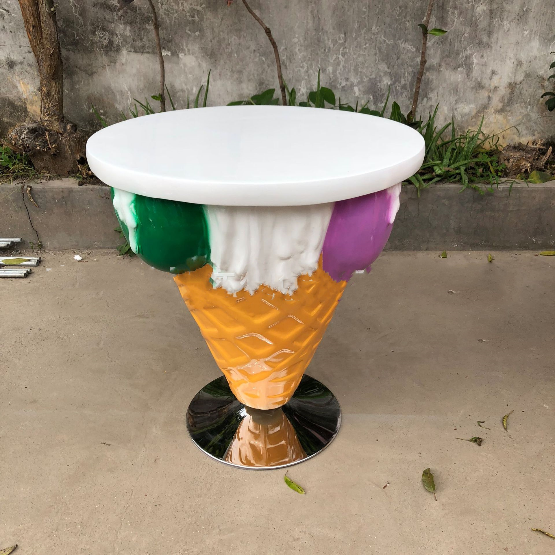 Hot Sale Modern Artificial fiberglass ice cream chairs and tables sculpture for indoor decoration