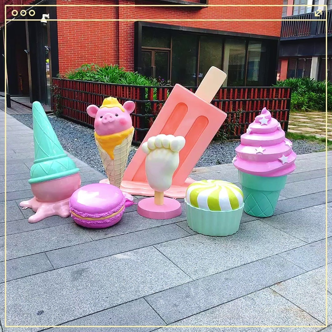 2022 custom fiberglass ice cream cone statue large ice cream sculpture for Windows display decoration