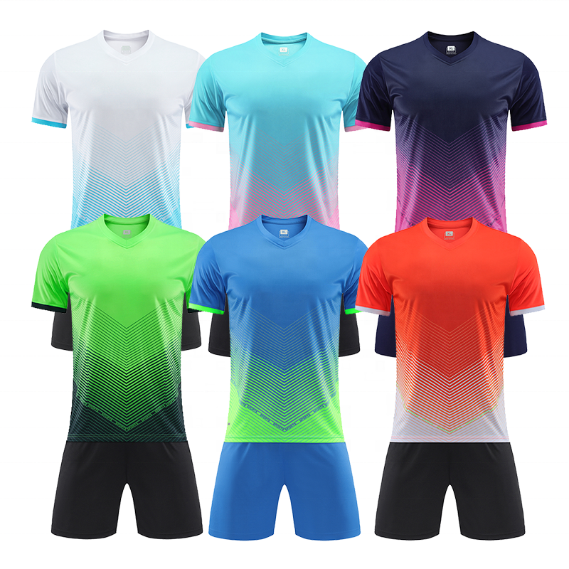 Good Quality Polyester Football Uniform Adults Kids Customizable Soccer Sets Quick Dry Feature Unisex Training Tops Shirts