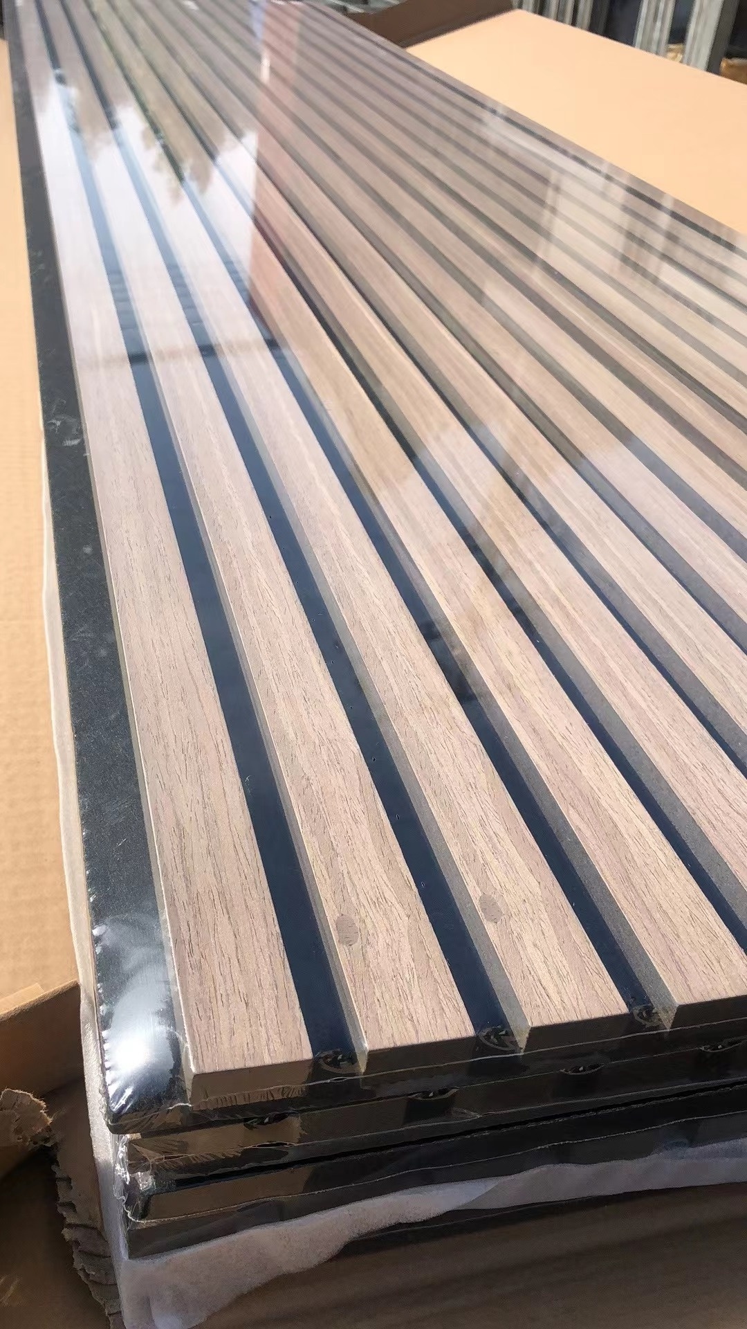 Slatted Wood Veneer MDF Wood Slat Acoustic Panels for Wall