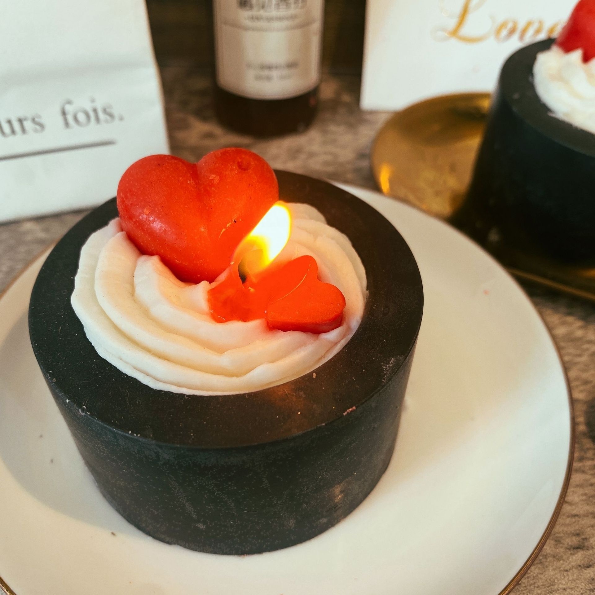 Romantic Black Love Cake Candle Valentine's Day Birthday Gift Scented Candles Wholesale