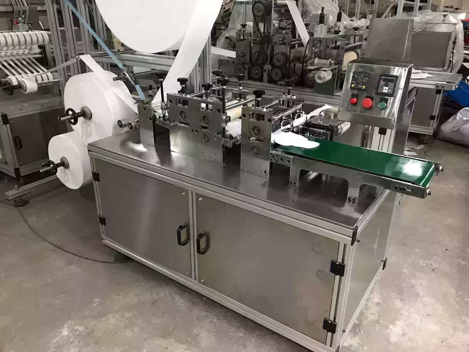 Automatic Women Lady Small Sanitary Napkin And Diaper Making Machine Women Sanitary Pads Making Production Line