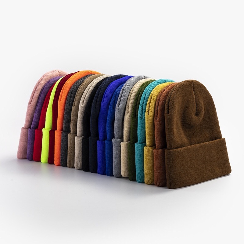 OEM ODM Wholesale  100% Acrylic  Plain Beanie Cap  Keep Warm Custom  Beanie Knitted Winter Hat For Women Men