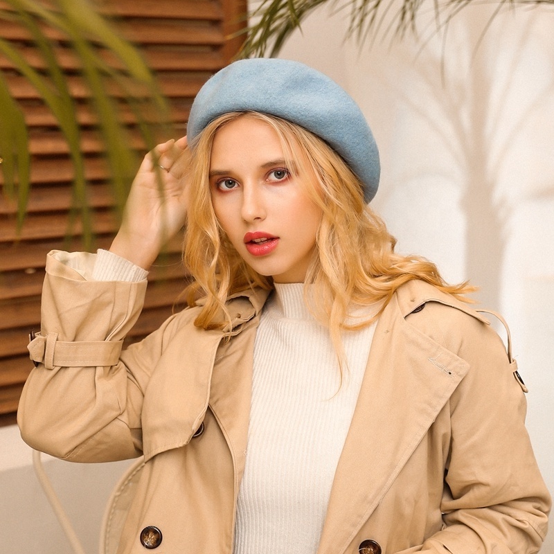 Wholesale Fashion Custom Logo Wool Embroidery Boina Autumn Winter Plain French Solid Color Beret Hat for Women Adults Casual