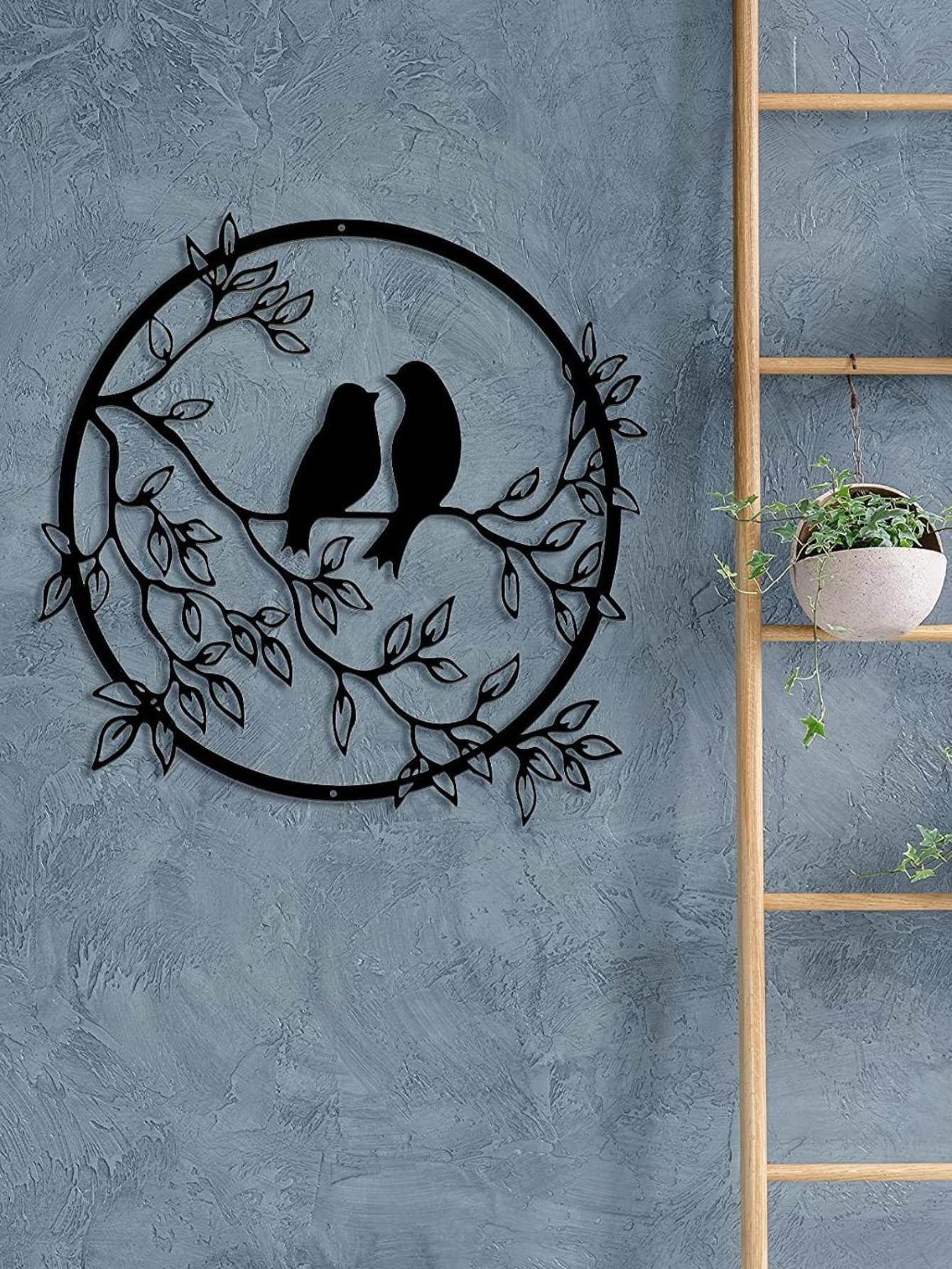 Hot Selling Metal Love Bird Silhouette 3D Painting Art Circular Iron Hanging Wall Decorations for Home Ornamentation