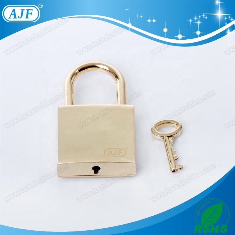 AJF New arrival high quality golden high polish square love lock