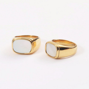 Wholesale 18K Gold Plated Stainless Steel Signet Rings Inlay with Square Gemstone White Shell Ring Seashell Women Ring Jewelry