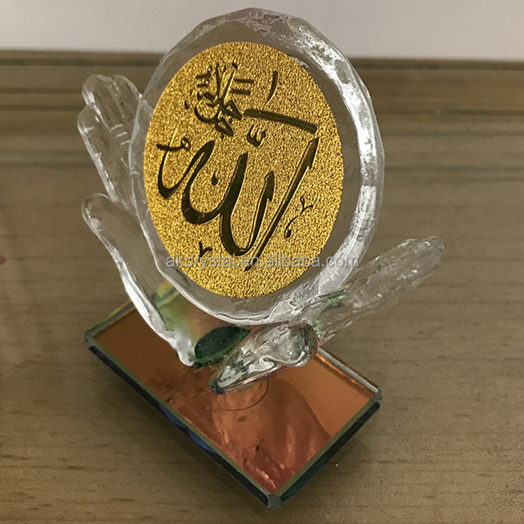 Simple design islamic crystal gifts crystal glass Arabian souvenirs with hands