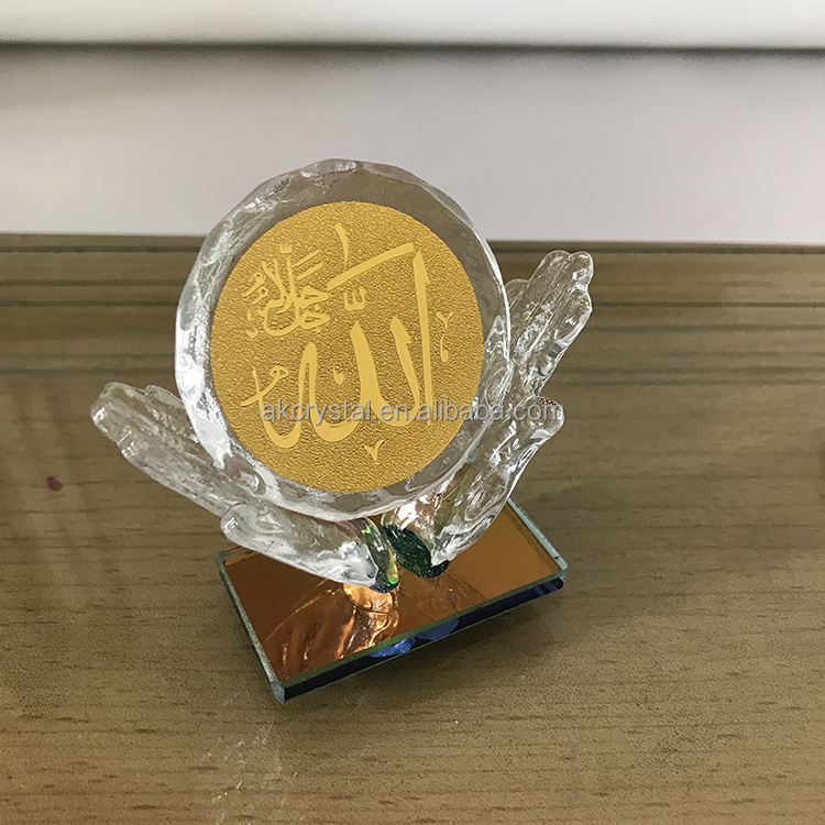 Simple design islamic crystal gifts crystal glass Arabian souvenirs with hands