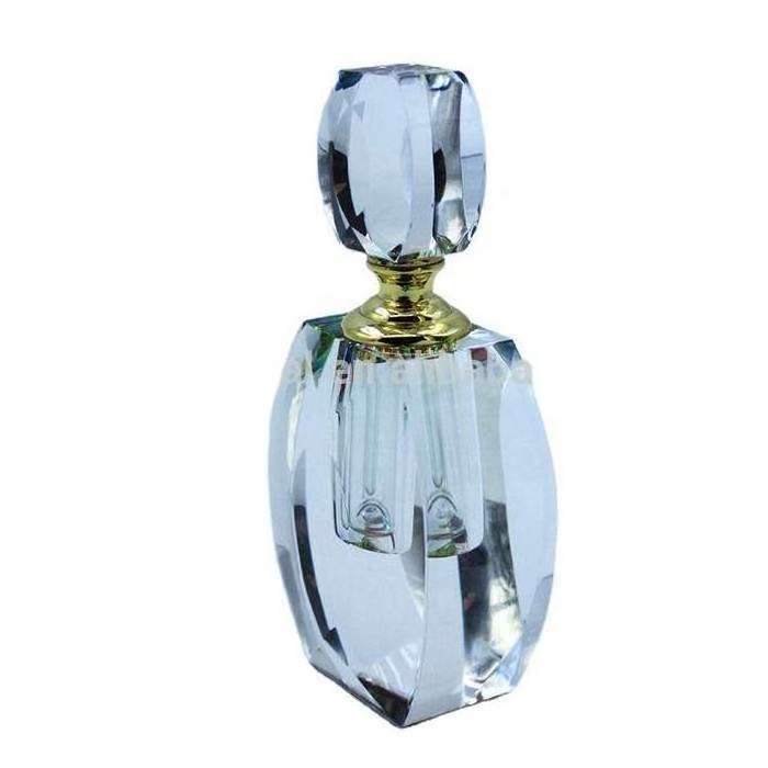 Wholesale Arabic Luxurious Beautiful Essential Oil Glass Bottle K9 Crystal Diamond Perfume Bottle