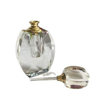 Wholesale Arabic Luxurious Beautiful Essential Oil Glass Bottle K9 Crystal Diamond Perfume Bottle