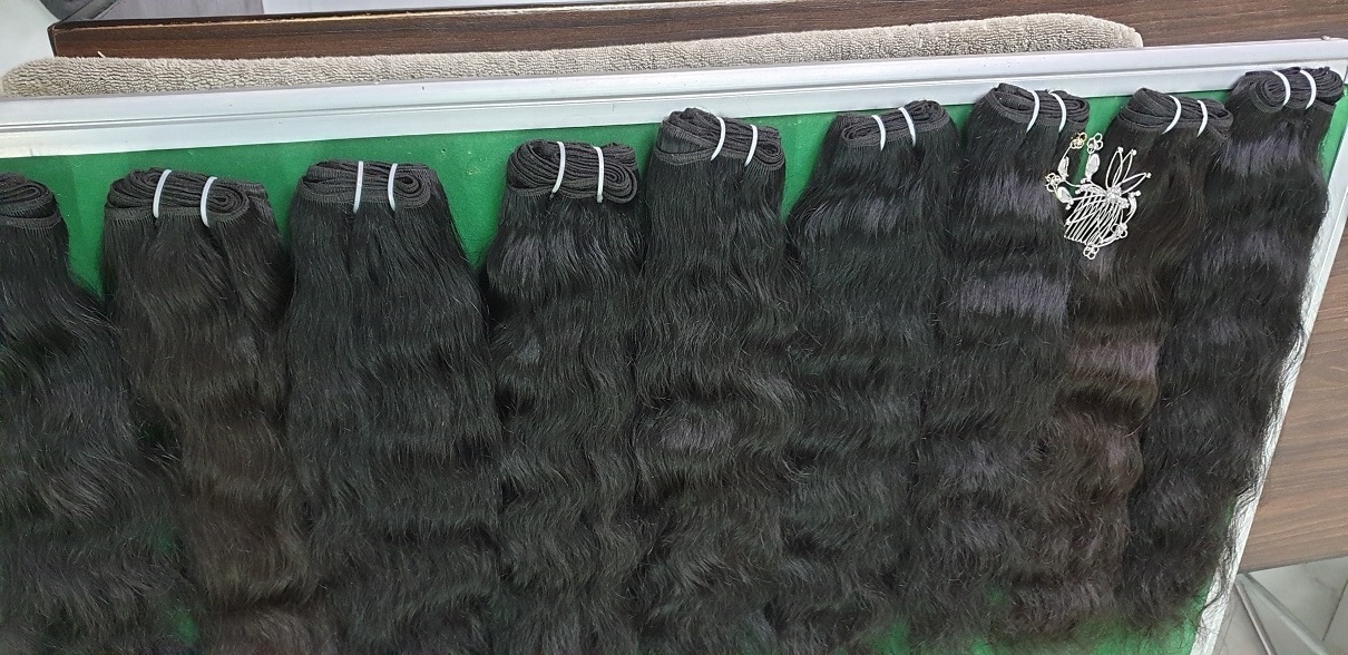 India Best Quality Human hair Bundles Unprocessed Virgin Natural Wavy Hair Vendors Vietnamese Raw Cuticle Aligned Human Hair