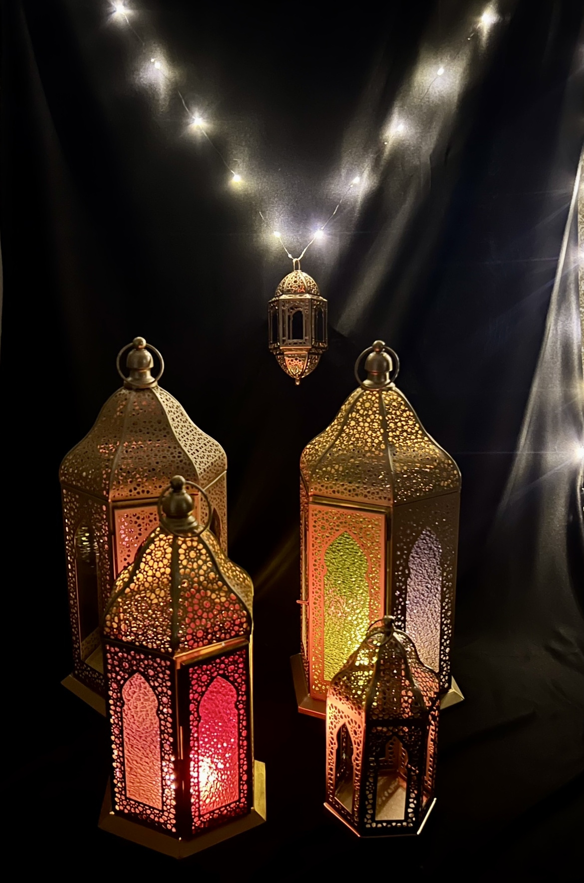 2024 Ramadan and Eid Decoration Metal Moroccan Candle Lanterns Islamic Decorative Different Sizes Table and Hanging Lanterns