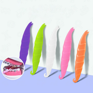 Tooth Extractor Hook Chew Glue Orthodontic Bite  Invisible Aligner Removal Plastic Braces Hook Orthodontic Aligner Tool