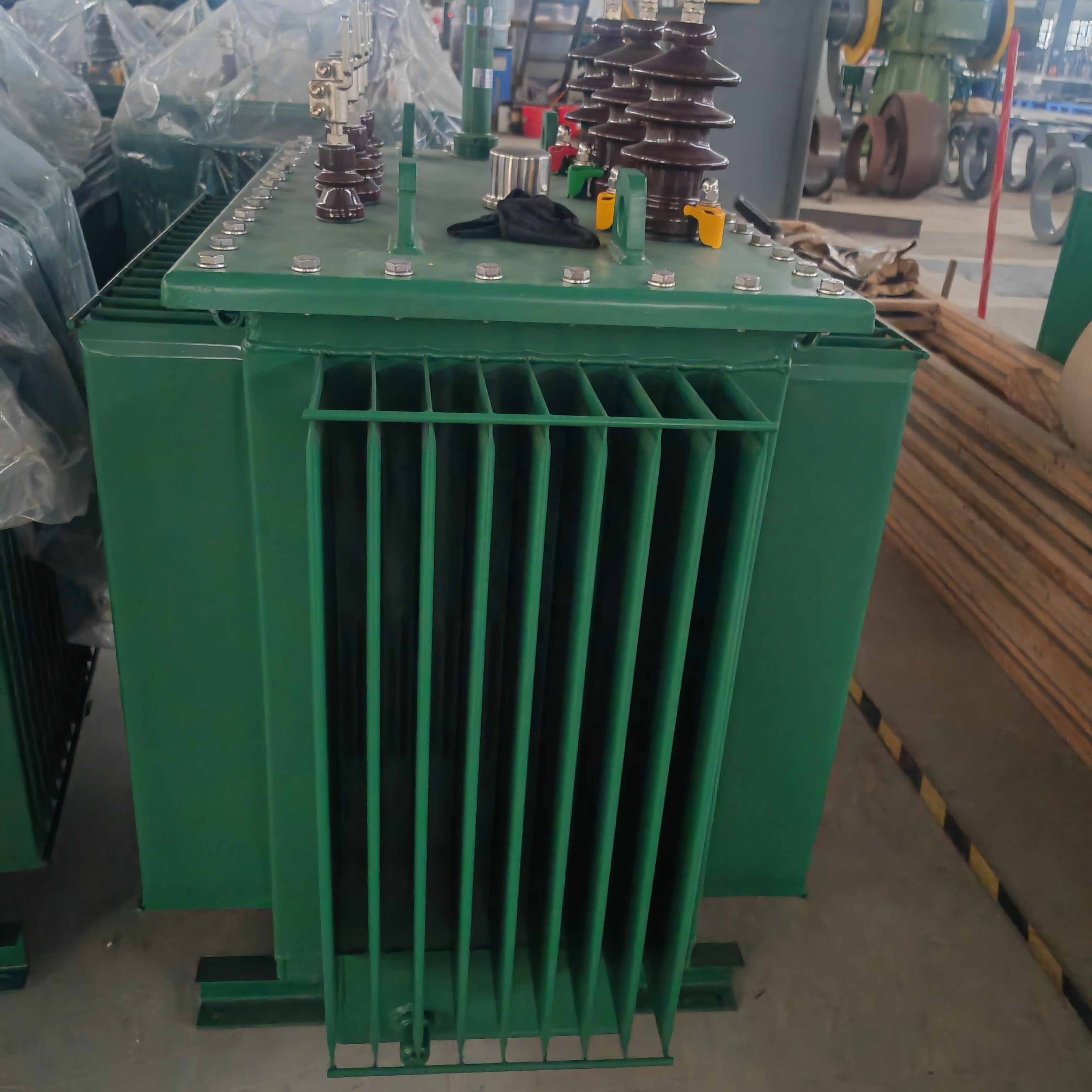 ISO Standard Oil Immersed Transformer 3 Phase 6KV 15KV 100-400KVA S11 Oil Immersed Power Transformer Price