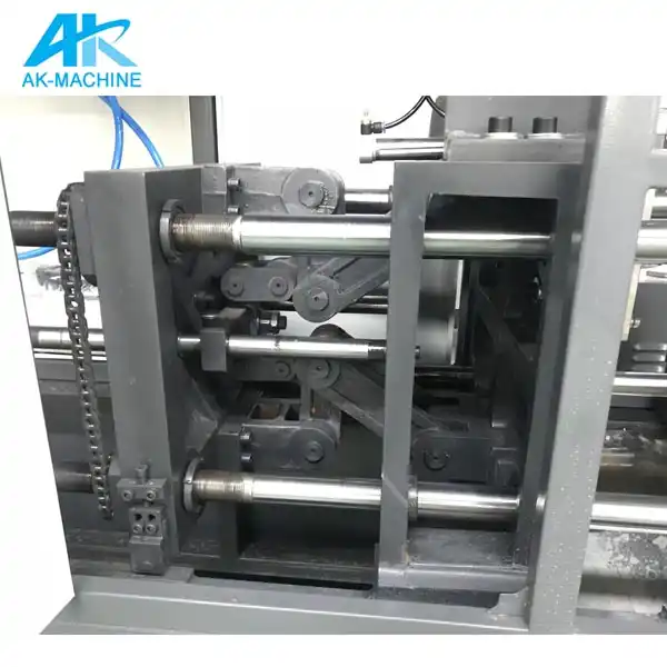 Semi-automatic hot sale blowing machine for plastic bottle PET plastic water bottle blow molding machine