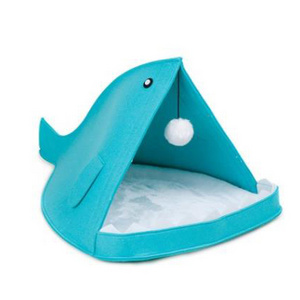 2022 new arrival foldable semi-closed shark shaped pet felt fashion design pet mat for kitty durable pet bed