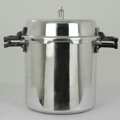 Commercial Pressure Cookers from 11L to 160L used in restaurant hotels are available in latest designs