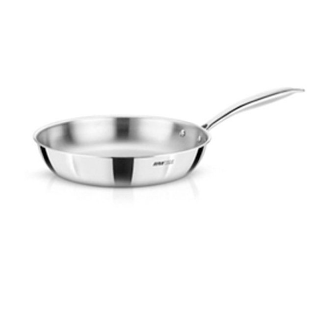 Premium Quality Stainless Steel Sauce Pan specifically designed for making sauces with durability and easy maintenance