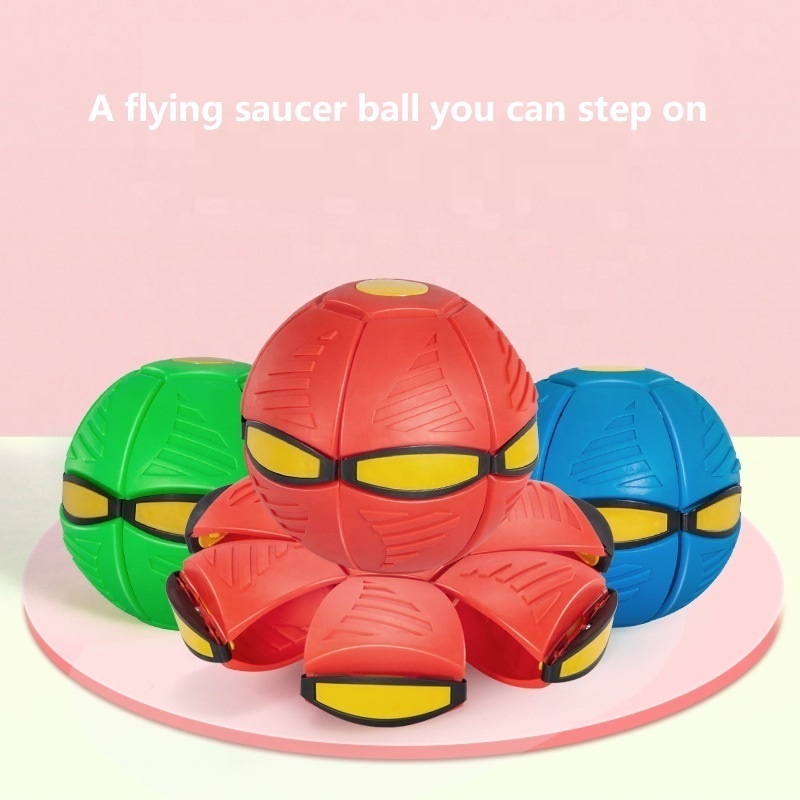 Flying UFO Flat Throw Disc Ball Without LED Light Magic Ball Toy Flying Fidget orb Ball Trending Products 2024 New Arrivals