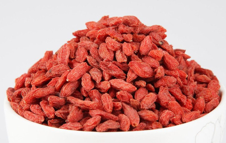 Chinese berries wholesale ningxia natural organic bayas baie de dried goji berry supplier