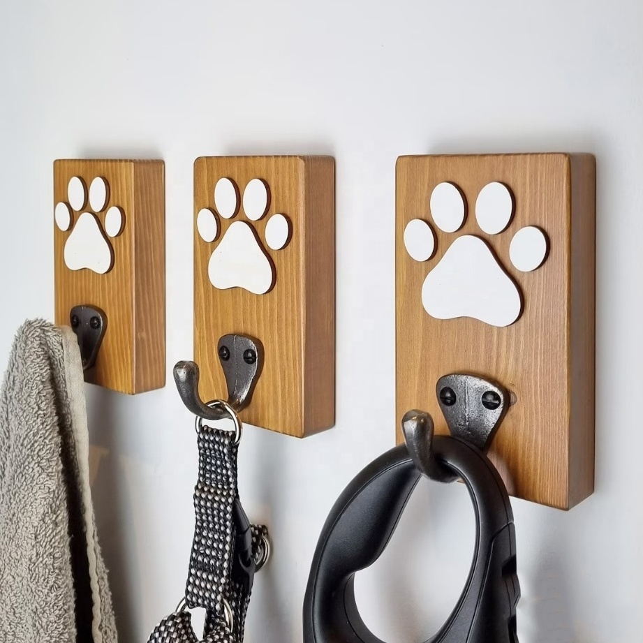 Rustic Wood Personalised Dog Lead Hook Wall Mounted  Pat Paw Shape Wall Art Wood Print With Hook For Dog Leash Hanger