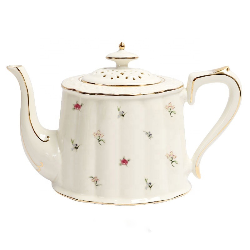 Promotional European retro 8-piece strawberry pattern coffee set for gifts