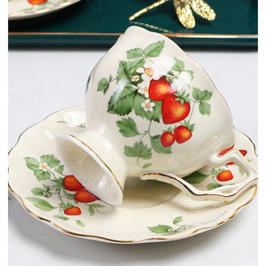 Customized Promotional European retro 8-piece strawberry pattern coffee set for gifts