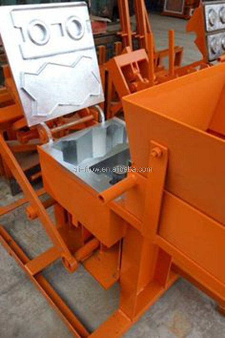 Wholesale Small Capacity Simple Compressed Earth Clay Block Brick Making Machine in Kenya for Producing Interlocking Block